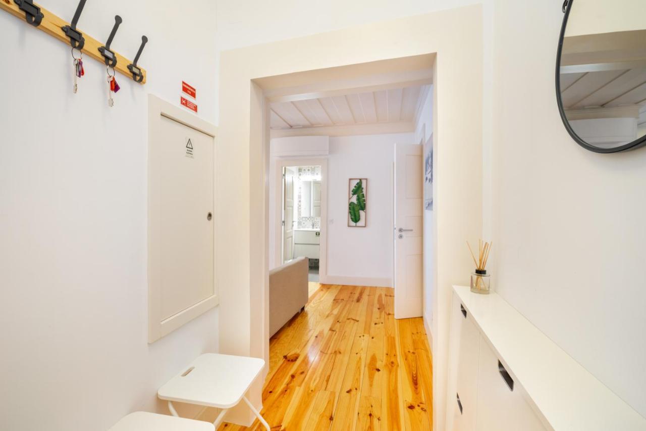 Whome Intendente Modern 1-Bed W/ Lift & Ac In Top Notch Location Lisbon Bagian luar foto