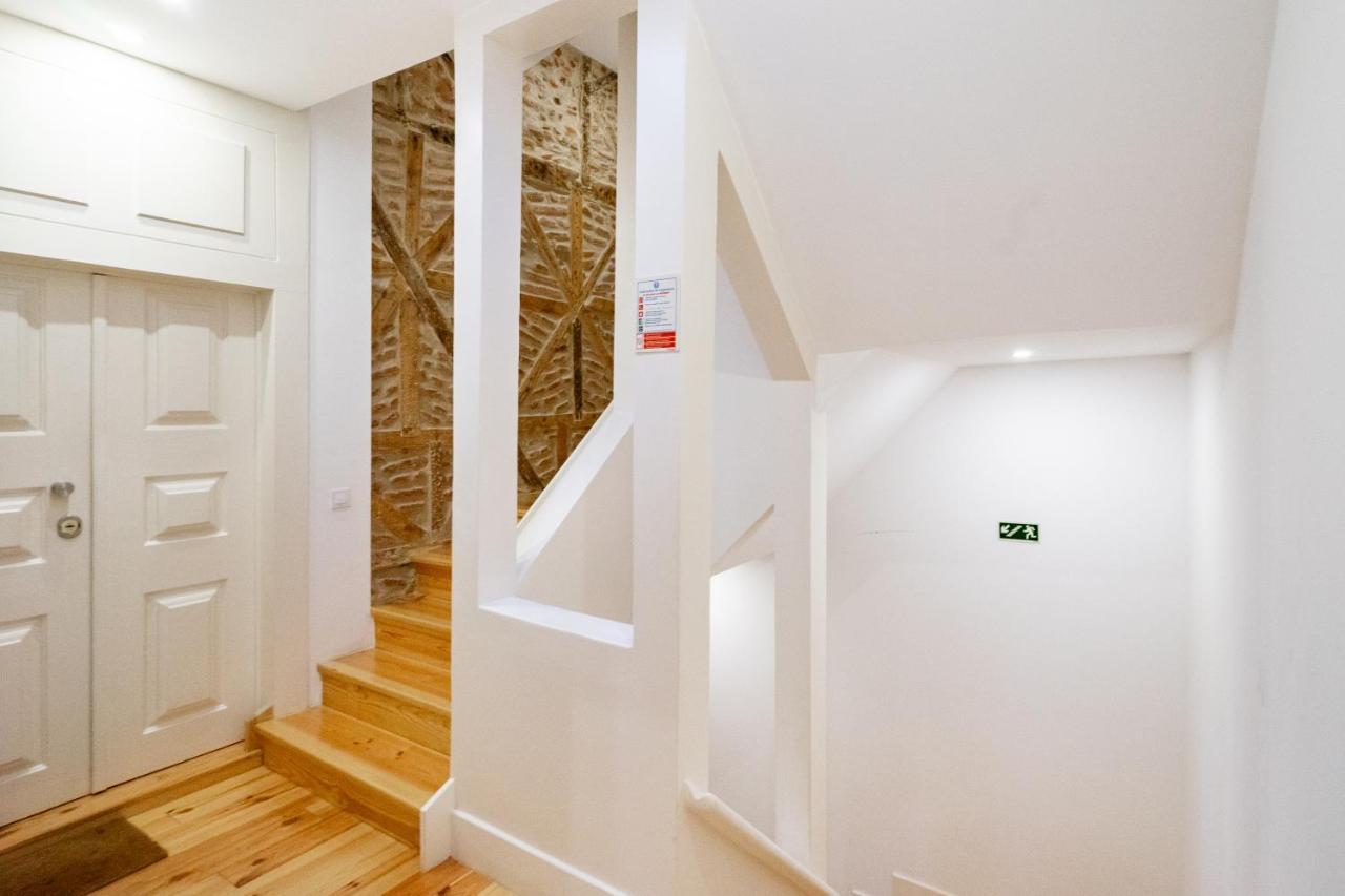 Whome Intendente Modern 1-Bed W/ Lift & Ac In Top Notch Location Lisbon Bagian luar foto
