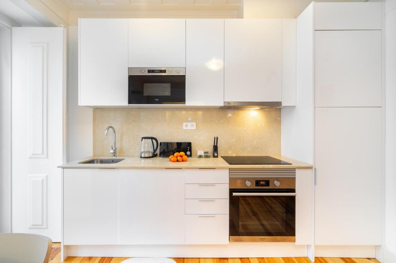 Whome Intendente Modern 1-Bed W/ Lift & Ac In Top Notch Location Lisbon Bagian luar foto