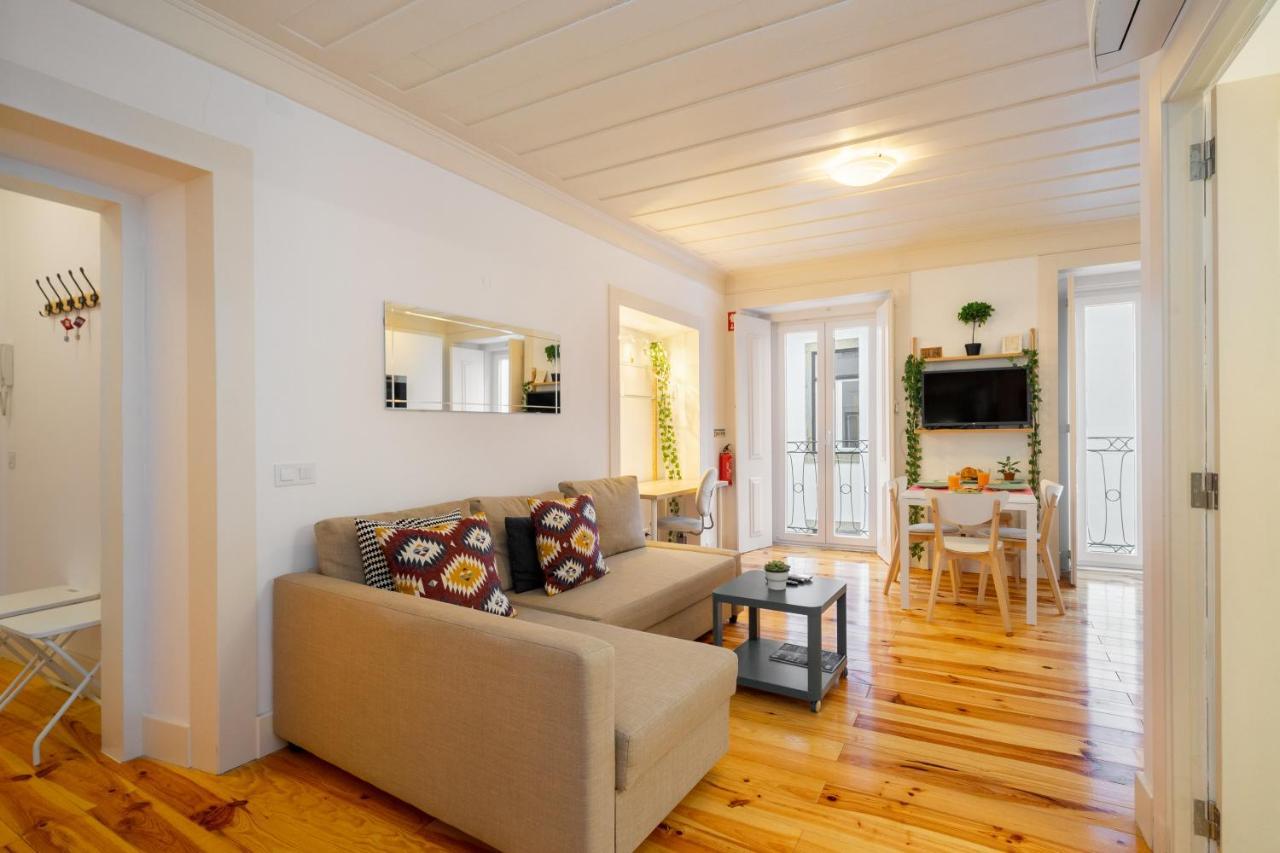 Whome Intendente Modern 1-Bed W/ Lift & Ac In Top Notch Location Lisbon Bagian luar foto