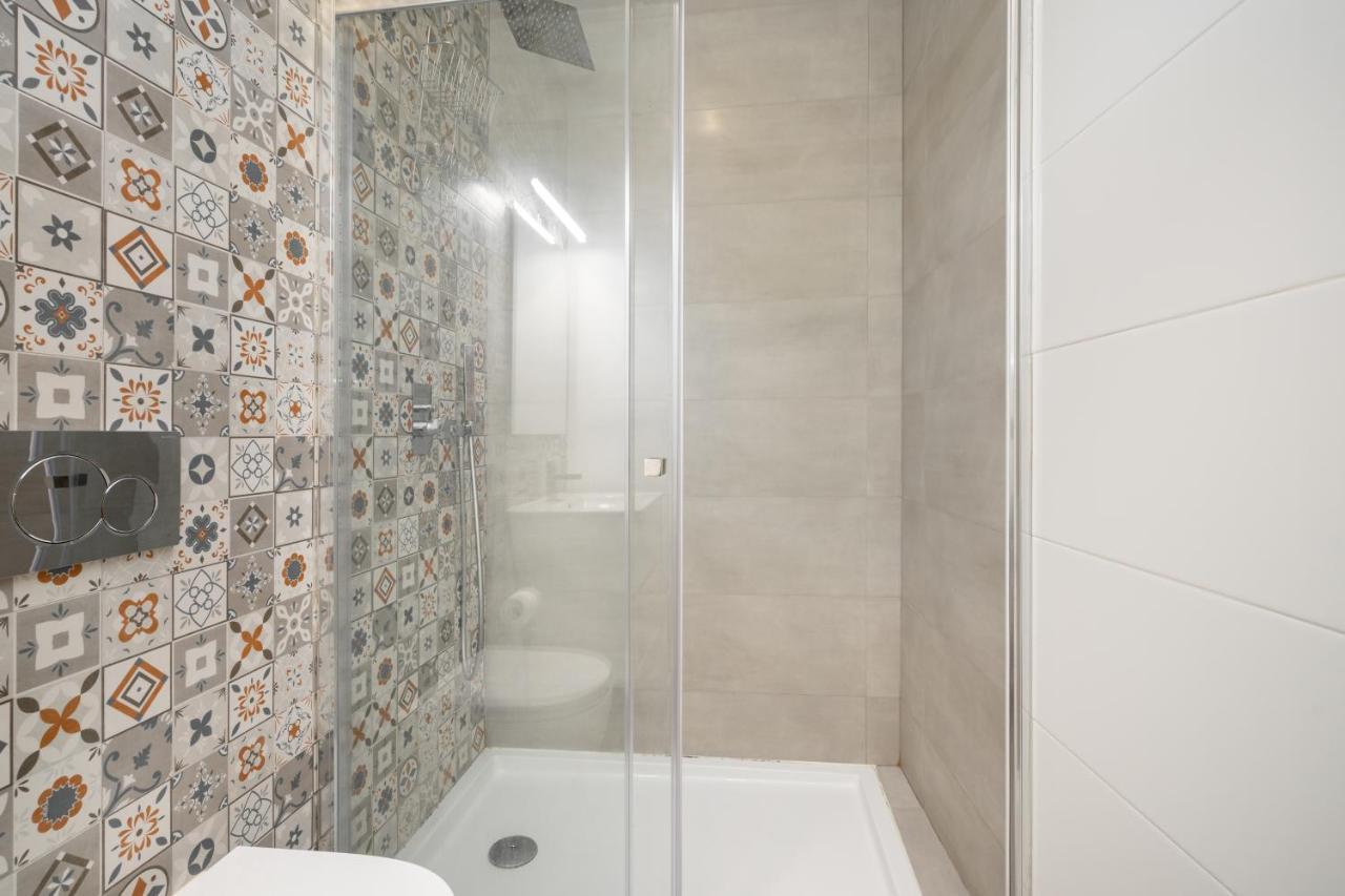 Whome Intendente Modern 1-Bed W/ Lift & Ac In Top Notch Location Lisbon Bagian luar foto
